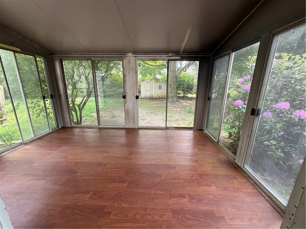 167 Rogers Parkway, Irondequoit, New York 14617, Irondequoit, New York 14617, 3 Bedrooms Bedrooms, 8 Rooms Rooms,1 BathroomBathrooms,Residential,Closed,167 Rogers Parkway, Irondequoit, New York 14617,0,R1607231