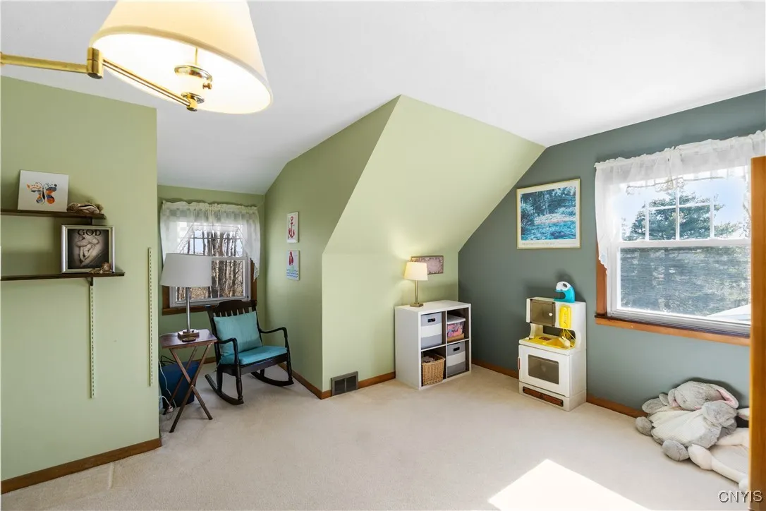108 Huntshill Road, Geddes, New York 13209, Geddes, New York 13209, 4 Bedrooms Bedrooms, 7 Rooms Rooms,2 BathroomsBathrooms,Residential,Closed,108 Huntshill Road, Geddes, New York 13209,S1607052