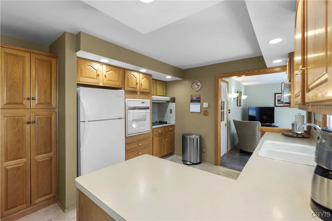 Lots of counter space!