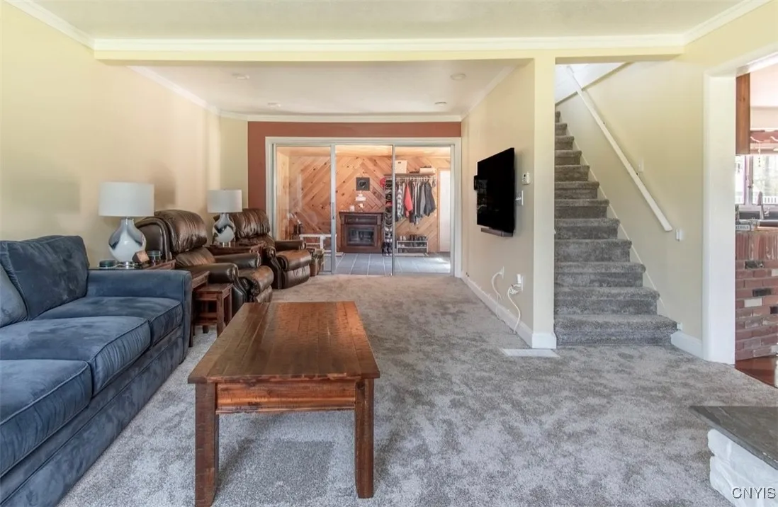 13672 Us Route 11, Adams, New York 13606, Adams, New York 13606, 4 Bedrooms Bedrooms, 7 Rooms Rooms,2 BathroomsBathrooms,Residential,Closed,13672 Us Route 11, Adams, New York 13606,S1607404