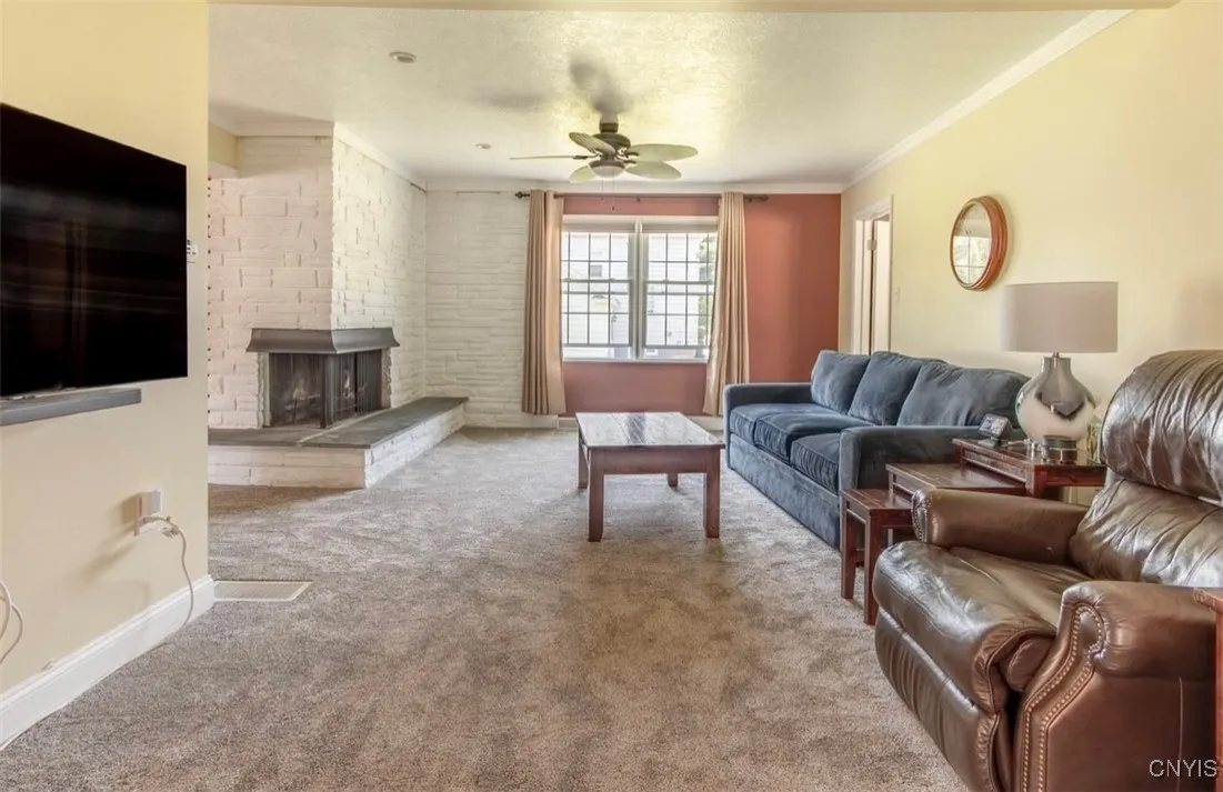 13672 Us Route 11, Adams, New York 13606, Adams, New York 13606, 4 Bedrooms Bedrooms, 7 Rooms Rooms,2 BathroomsBathrooms,Residential,Closed,13672 Us Route 11, Adams, New York 13606,S1607404