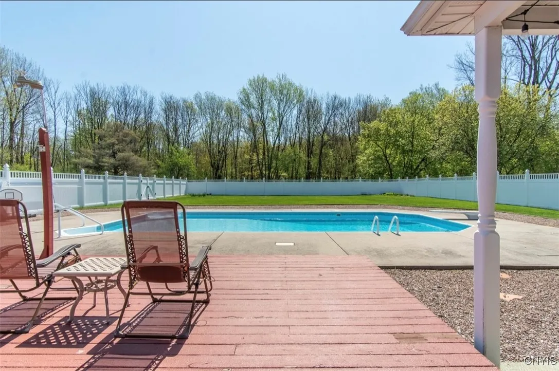 13672 Us Route 11, Adams, New York 13606, Adams, New York 13606, 4 Bedrooms Bedrooms, 7 Rooms Rooms,2 BathroomsBathrooms,Residential,Closed,13672 Us Route 11, Adams, New York 13606,S1607404