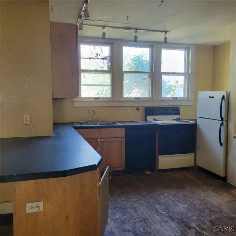 83 West Main Street, Milford, New York 13807, Milford, New York 13807, 5 Bedrooms Bedrooms, 13 Rooms Rooms,5 BathroomsBathrooms,Residential,For Sale,83 West Main Street, Milford, New York 13807,0,S1607449