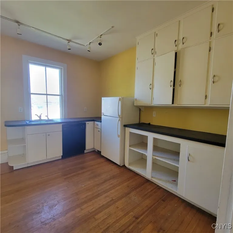 83 West Main Street, Milford, New York 13807, Milford, New York 13807, 5 Bedrooms Bedrooms, 13 Rooms Rooms,5 BathroomsBathrooms,Residential,For Sale,83 West Main Street, Milford, New York 13807,0,S1607449