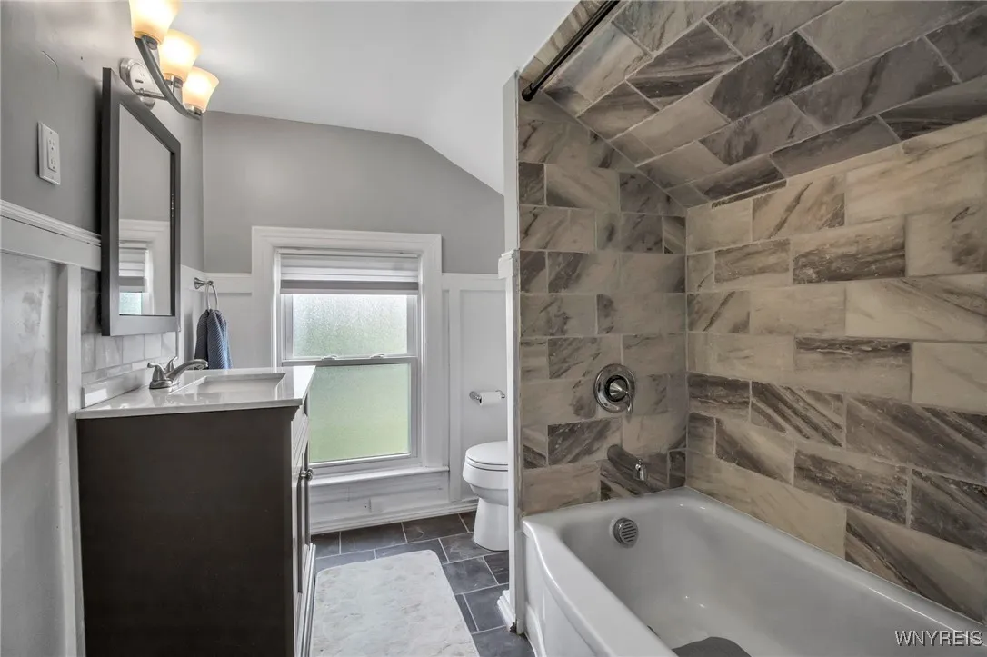 5031 Armor Duells Road, Orchard Park, New York 141, Orchard Park, New York 14127, 3 Bedrooms Bedrooms, 7 Rooms Rooms,2 BathroomsBathrooms,Residential,Closed,5031 Armor Duells Road, Orchard Park, New York 141,B1607451