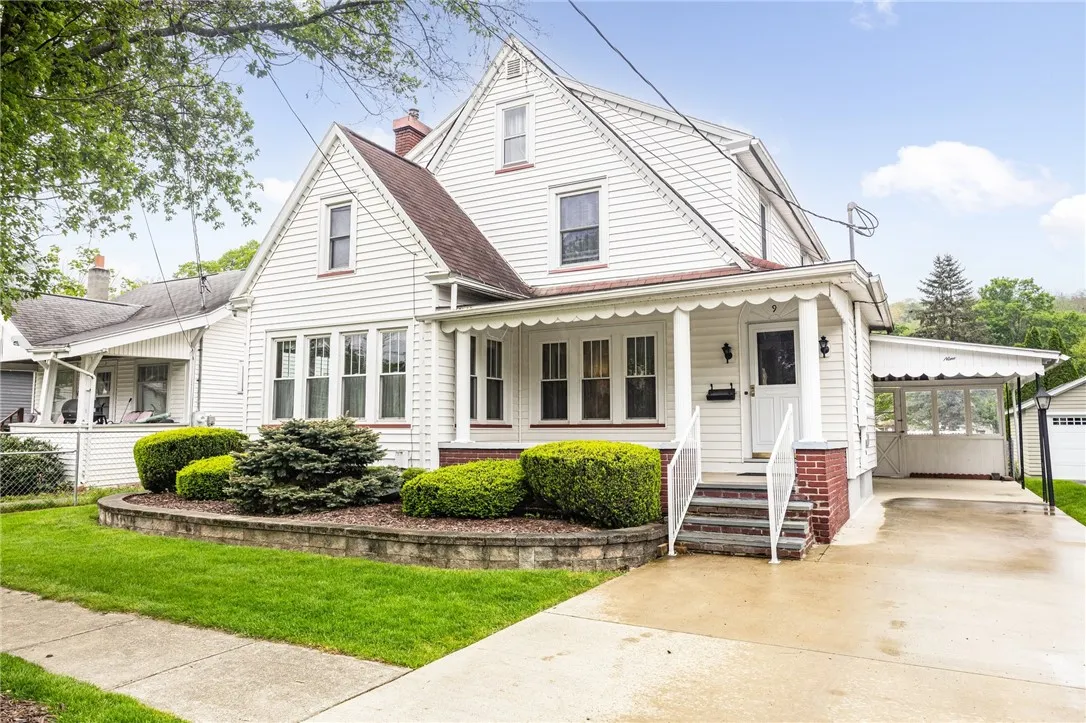 9 Stephens Street, Canisteo, New York 14823, Canisteo, New York 14823, 3 Bedrooms Bedrooms, 7 Rooms Rooms,1 BathroomBathrooms,Residential,Closed,9 Stephens Street, Canisteo, New York 14823,0,R1607141