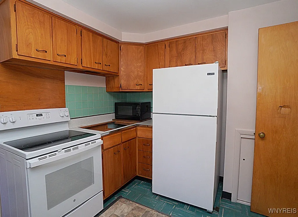 3738 Fuller Avenue, Hamburg, New York 14219, Hamburg, New York 14219, 3 Bedrooms Bedrooms, 6 Rooms Rooms,1 BathroomBathrooms,Residential,Closed,3738 Fuller Avenue, Hamburg, New York 14219,0,B1607081 3738 Fuller Avenue, Hamburg, New York 14219, Hamburg, New York 14219, 3 Bedrooms Bedrooms, 6 Rooms Rooms,1 BathroomBathrooms,Residential,Closed,3738 Fuller Avenue, Hamburg, New York 14219,0,B1607081