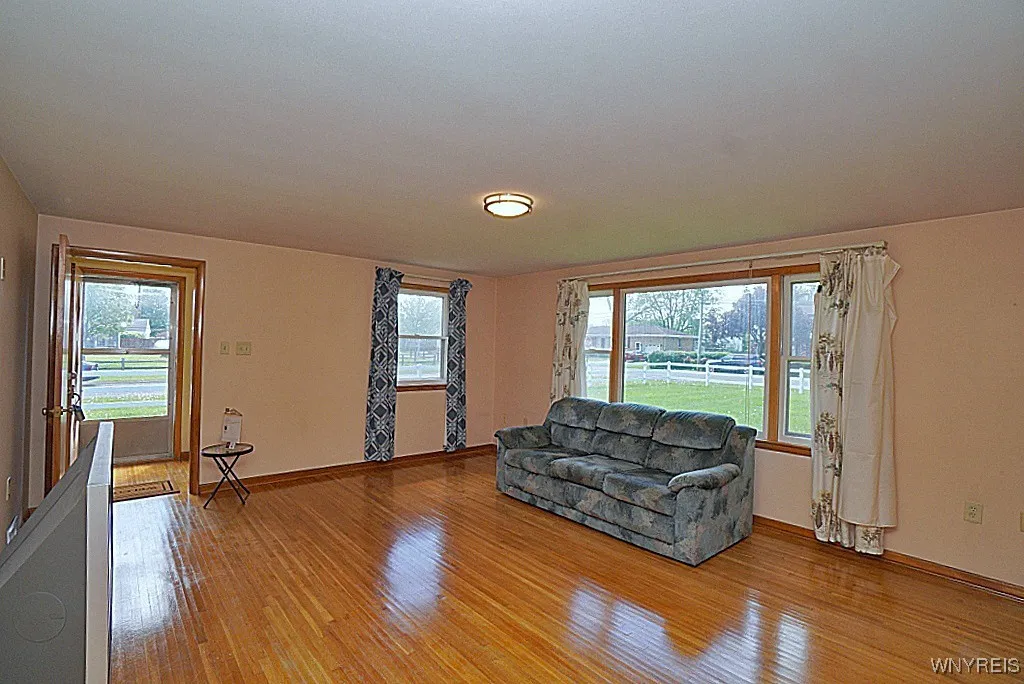 3738 Fuller Avenue, Hamburg, New York 14219, Hamburg, New York 14219, 3 Bedrooms Bedrooms, 6 Rooms Rooms,1 BathroomBathrooms,Residential,Closed,3738 Fuller Avenue, Hamburg, New York 14219,0,B1607081 3738 Fuller Avenue, Hamburg, New York 14219, Hamburg, New York 14219, 3 Bedrooms Bedrooms, 6 Rooms Rooms,1 BathroomBathrooms,Residential,Closed,3738 Fuller Avenue, Hamburg, New York 14219,0,B1607081