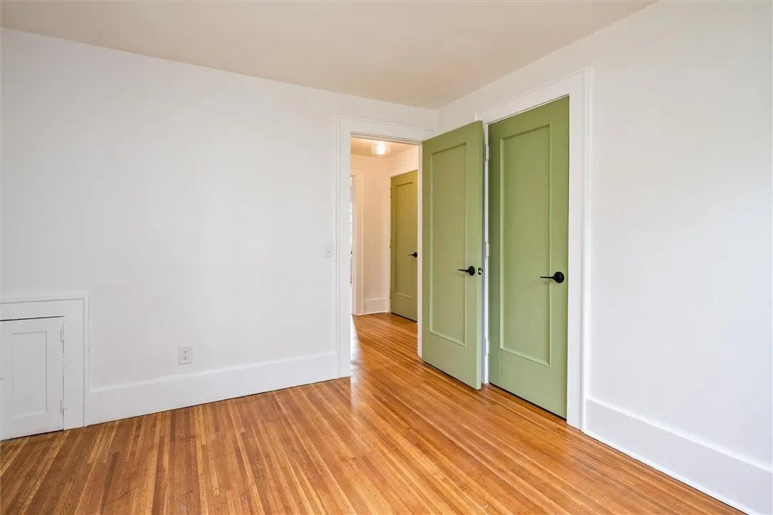 202 Crosman Terrace, Rochester, New York 14620, Rochester, New York 14620, 3 Bedrooms Bedrooms, 7 Rooms Rooms,1 BathroomBathrooms,Residential,Closed,202 Crosman Terrace, Rochester, New York 14620,R1607341