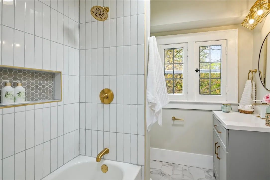 2nd Floor Bathroom - Look at the tilework and fixtures. WOW!!!
