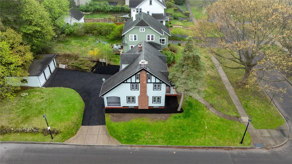 Aerial from Pinnacle Rd
