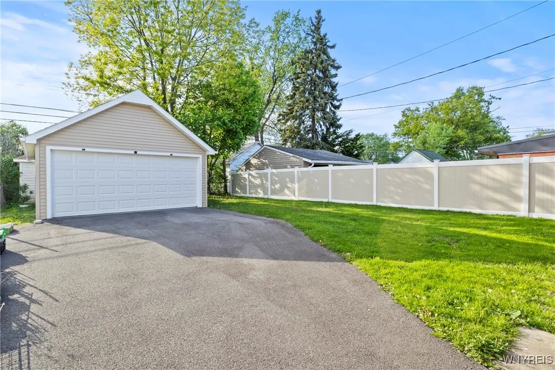 74 Columbia Parkway, West Seneca, New York 14224, West Seneca, New York 14224, 3 Bedrooms Bedrooms, 6 Rooms Rooms,1 BathroomBathrooms,Residential,Closed,74 Columbia Parkway, West Seneca, New York 14224,0,B1607312