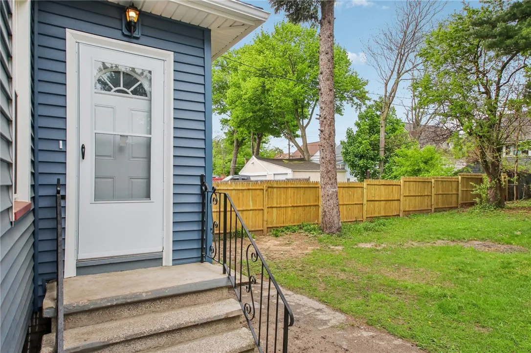 216 Lux Street, Rochester, New York 14621, Rochester, New York 14621, 3 Bedrooms Bedrooms, 7 Rooms Rooms,1 BathroomBathrooms,Residential,Closed,216 Lux Street, Rochester, New York 14621,R1607214