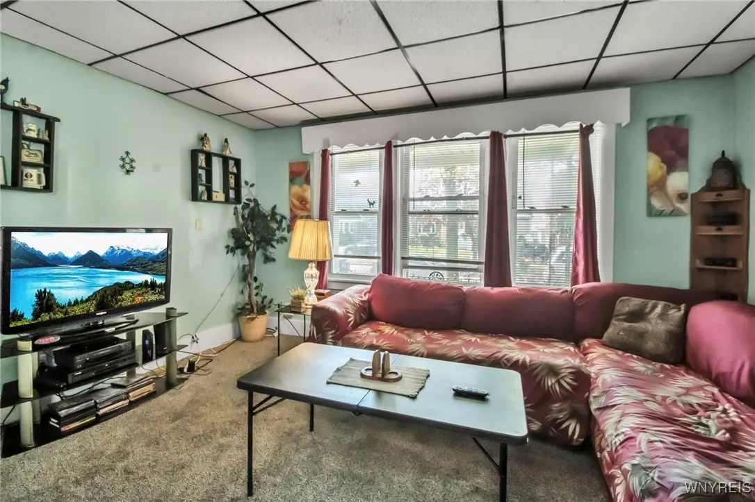 2254 Grand Avenue, Niagara Falls, New York 14301, Niagara Falls, New York 14301, 5 Bedrooms Bedrooms, ,2 BathroomsBathrooms,Residential,Closed,2254 Grand Avenue, Niagara Falls, New York 14301,0,B1607377