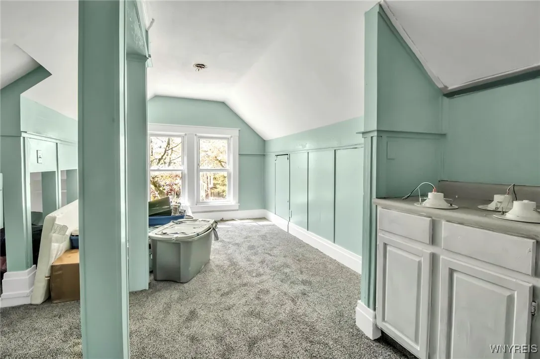 2254 Grand Avenue, Niagara Falls, New York 14301, Niagara Falls, New York 14301, 5 Bedrooms Bedrooms, ,2 BathroomsBathrooms,Residential,Closed,2254 Grand Avenue, Niagara Falls, New York 14301,0,B1607377