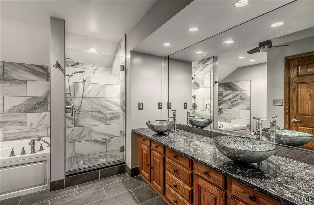 10 Foery Drive 407, Utica, New York 13501, Utica, New York 13501, 2 Bedrooms Bedrooms, 5 Rooms Rooms,1 BathroomBathrooms,Residential,For Sale,10 Foery Drive 407, Utica, New York 13501,0,S1607617