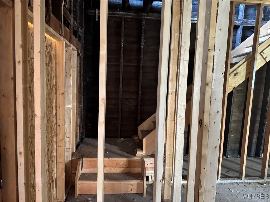 98 Tennessee Street, Buffalo, New York 14204, Buffalo, New York 14204, 3 Bedrooms Bedrooms, 5 Rooms Rooms,1 BathroomBathrooms,Residential,For Sale,98 Tennessee Street, Buffalo, New York 14204,B1606274