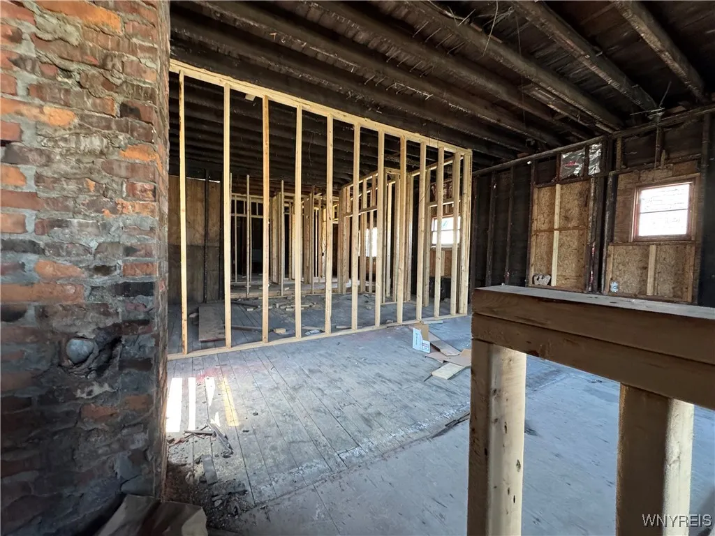 98 Tennessee Street, Buffalo, New York 14204, Buffalo, New York 14204, 3 Bedrooms Bedrooms, 5 Rooms Rooms,1 BathroomBathrooms,Residential,For Sale,98 Tennessee Street, Buffalo, New York 14204,B1606274