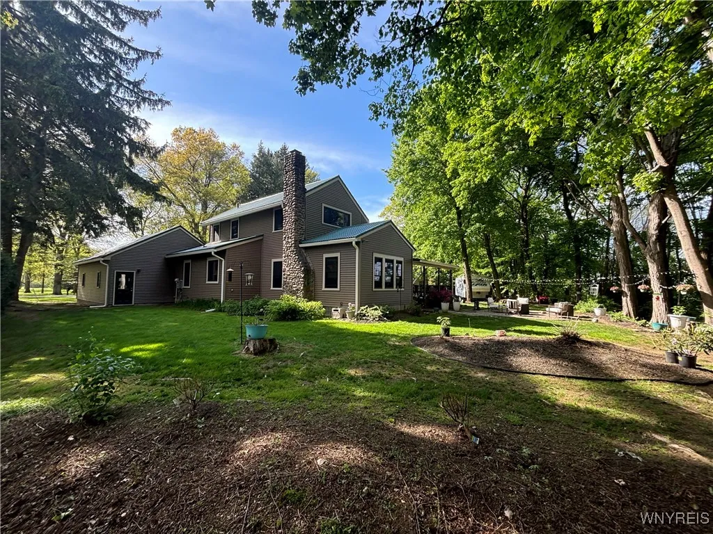 11020 Fairview Drive, Perrysburg, New York 14070, Perrysburg, New York 14070, 4 Bedrooms Bedrooms, 11 Rooms Rooms,2 BathroomsBathrooms,Residential,Closed,11020 Fairview Drive, Perrysburg, New York 14070,0,B1607026