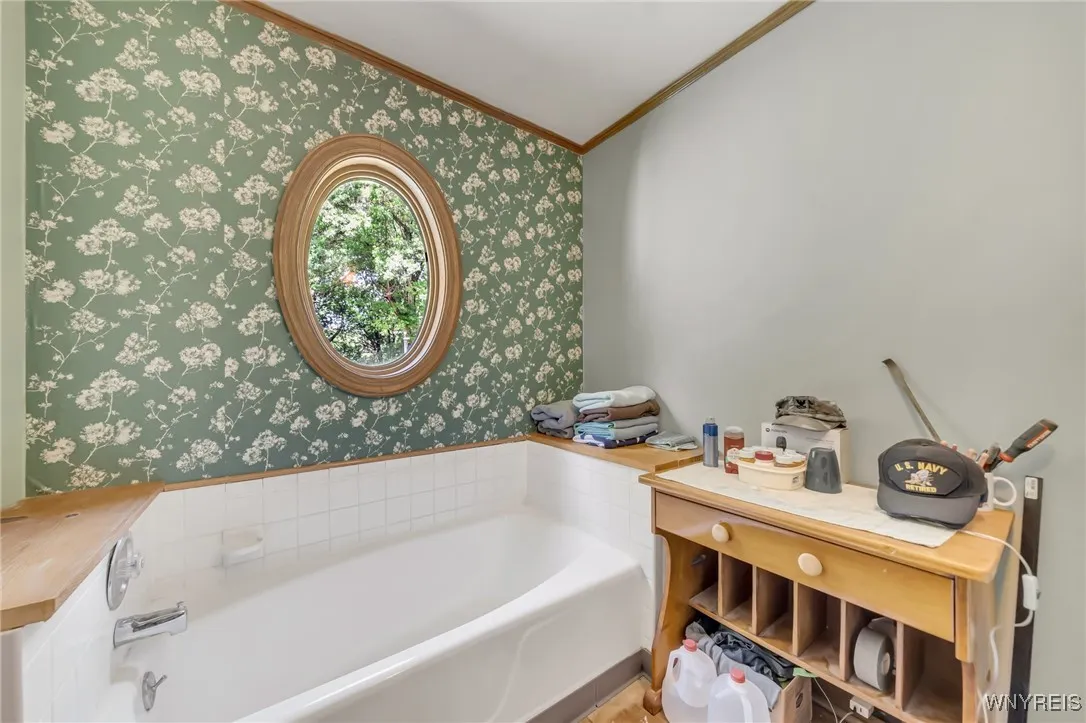 11020 Fairview Drive, Perrysburg, New York 14070, Perrysburg, New York 14070, 4 Bedrooms Bedrooms, 11 Rooms Rooms,2 BathroomsBathrooms,Residential,Closed,11020 Fairview Drive, Perrysburg, New York 14070,0,B1607026