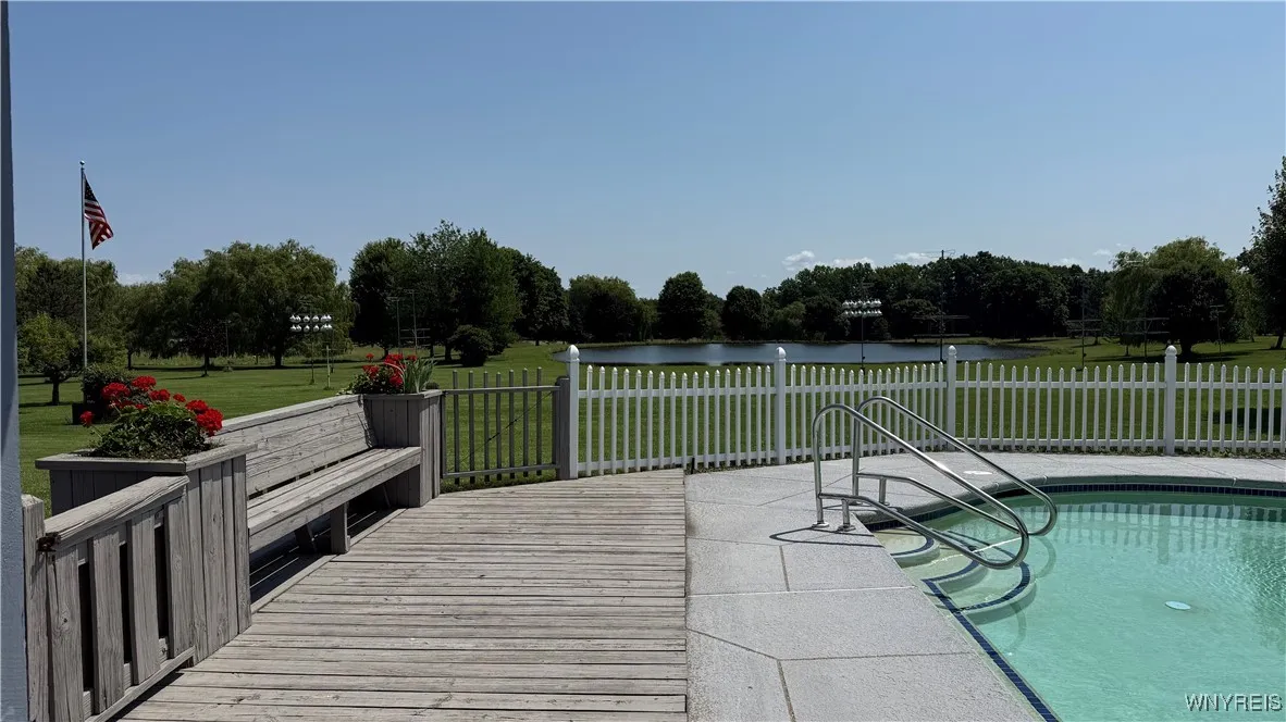6975 Sweetland Road, Evans, New York 14047, Evans, New York 14047, 3 Bedrooms Bedrooms, 9 Rooms Rooms,3 BathroomsBathrooms,Residential,For Sale,6975 Sweetland Road, Evans, New York 14047,B1607625