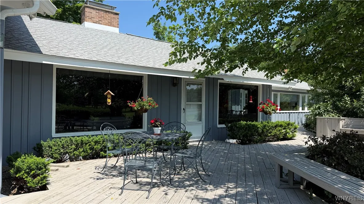 6975 Sweetland Road, Evans, New York 14047, Evans, New York 14047, 3 Bedrooms Bedrooms, 9 Rooms Rooms,3 BathroomsBathrooms,Residential,For Sale,6975 Sweetland Road, Evans, New York 14047,B1607625