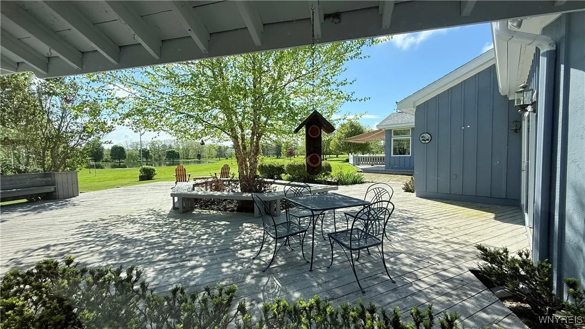 6975 Sweetland Road, Evans, New York 14047, Evans, New York 14047, 3 Bedrooms Bedrooms, 9 Rooms Rooms,3 BathroomsBathrooms,Residential,For Sale,6975 Sweetland Road, Evans, New York 14047,0,B1607625