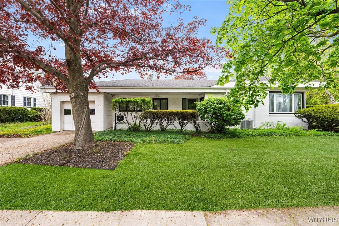 100 Oak Street, Batavia-city, New York 14020, Batavia City, New York 14020, 3 Bedrooms Bedrooms, 9 Rooms Rooms,1 BathroomBathrooms,Residential,Closed,100 Oak Street, Batavia-city, New York 14020,0,B1607235