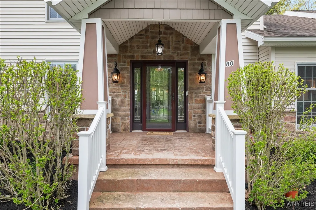 80 Rolling Hills Drive, West Seneca, New York 1422, West Seneca, New York 14224, 6 Bedrooms Bedrooms, 10 Rooms Rooms,4 BathroomsBathrooms,Residential,For Sale,80 Rolling Hills Drive, West Seneca, New York 1422,0,B1607624