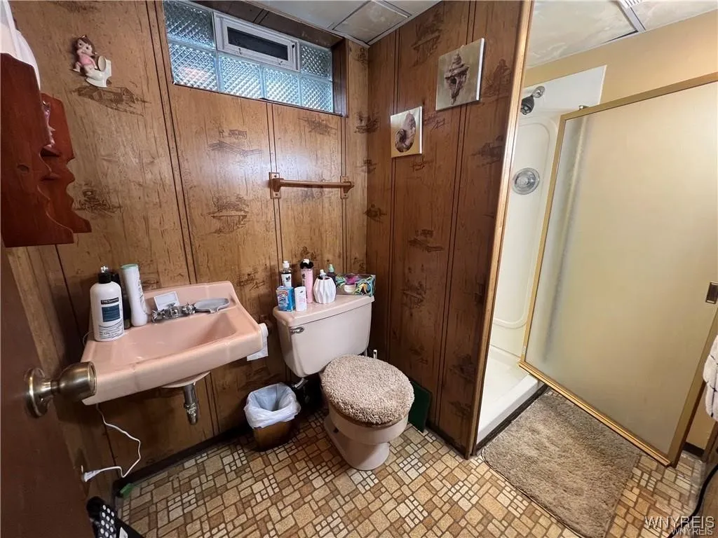 397 Broad Street, Tonawanda, New York 14150, Tonawanda, New York 14150, 3 Bedrooms Bedrooms, 6 Rooms Rooms,2 BathroomsBathrooms,Residential,For Sale,397 Broad Street, Tonawanda, New York 14150,B1607241