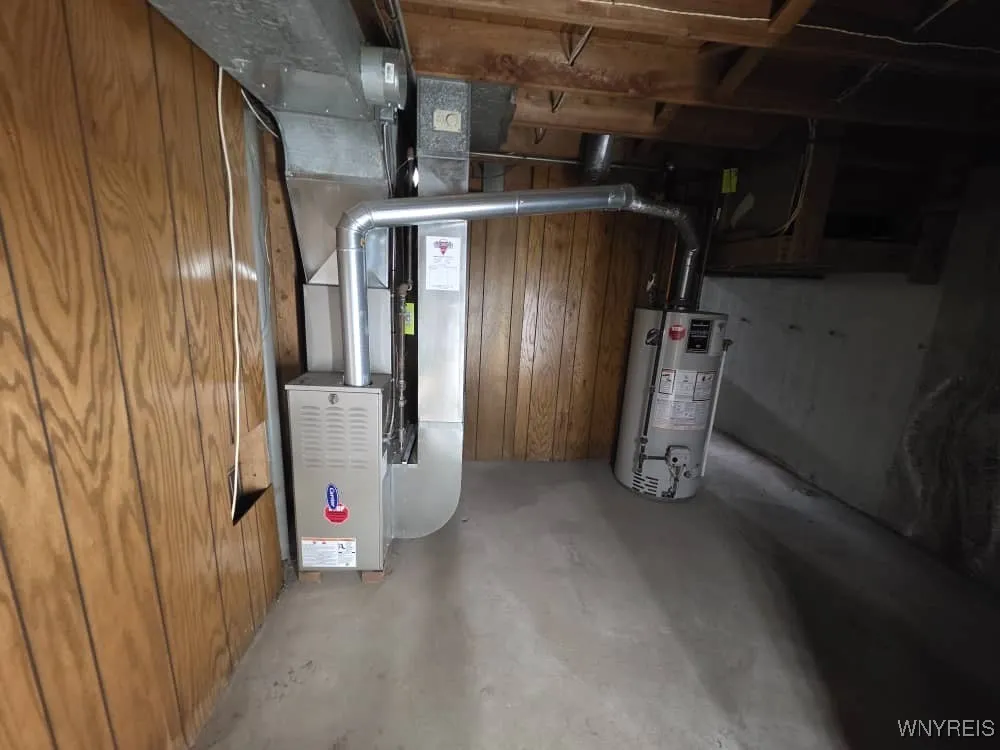 397 Broad Street, Tonawanda, New York 14150, Tonawanda, New York 14150, 3 Bedrooms Bedrooms, 6 Rooms Rooms,2 BathroomsBathrooms,Residential,For Sale,397 Broad Street, Tonawanda, New York 14150,B1607241