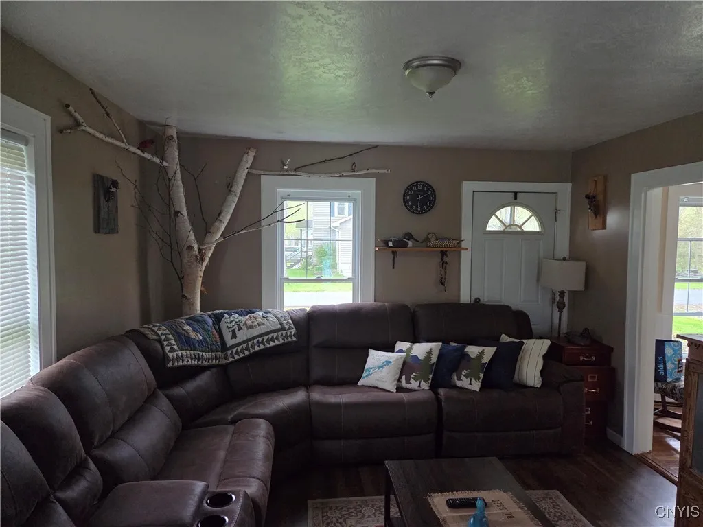 190 South Real Street, Cape Vincent, New York 1361, Cape Vincent, New York 13618, 2 Bedrooms Bedrooms, 9 Rooms Rooms,1 BathroomBathrooms,Residential,For Sale,190 South Real Street, Cape Vincent, New York 1361,0,S1606846