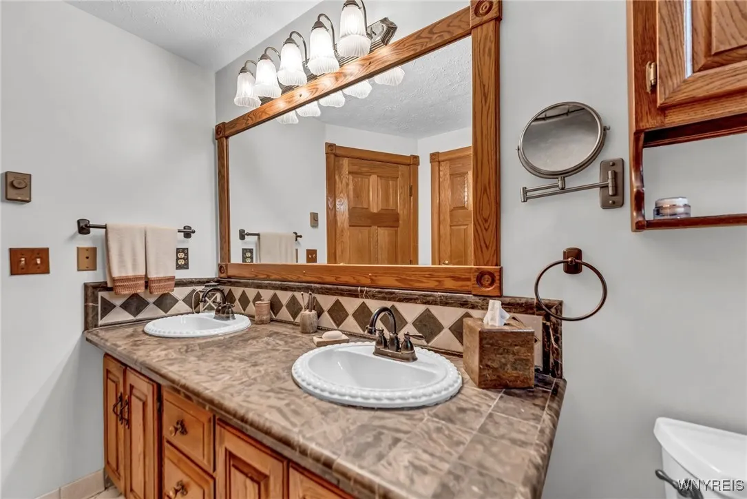 9811 Deer Creek Road, Genesee, New York 14770, Genesee, New York 14770, 3 Bedrooms Bedrooms, 7 Rooms Rooms,3 BathroomsBathrooms,Residential,For Sale,9811 Deer Creek Road, Genesee, New York 14770,B1607702