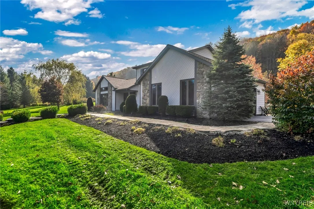 9811 Deer Creek Road, Genesee, New York 14770, Genesee, New York 14770, 3 Bedrooms Bedrooms, 7 Rooms Rooms,3 BathroomsBathrooms,Residential,For Sale,9811 Deer Creek Road, Genesee, New York 14770,B1607702