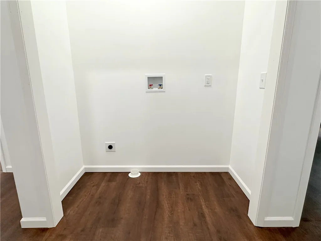 258 Mcmaster Street, Bath, New York 14810, Bath, New York 14810, 3 Bedrooms Bedrooms, 8 Rooms Rooms,2 BathroomsBathrooms,Residential,For Sale,258 Mcmaster Street, Bath, New York 14810,0,R1607673