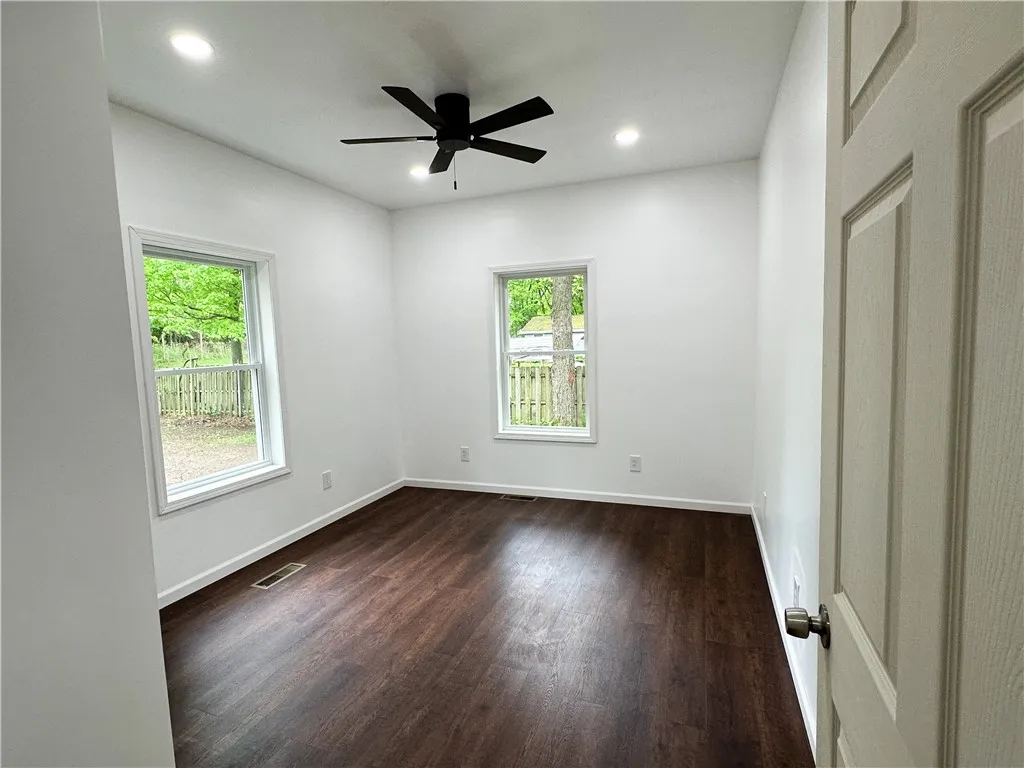258 Mcmaster Street, Bath, New York 14810, Bath, New York 14810, 3 Bedrooms Bedrooms, 8 Rooms Rooms,2 BathroomsBathrooms,Residential,For Sale,258 Mcmaster Street, Bath, New York 14810,R1607673
