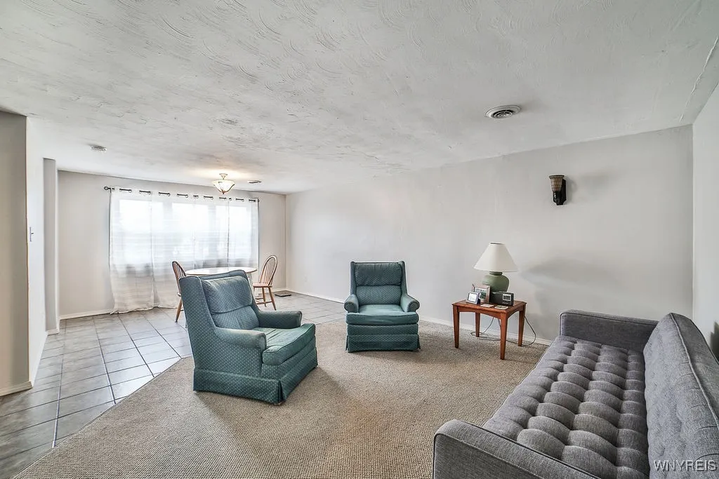 3648 South Park Avenue, Hamburg, New York 14219, Hamburg, New York 14219, 4 Bedrooms Bedrooms, ,2 BathroomsBathrooms,Residential,For Sale,3648 South Park Avenue, Hamburg, New York 14219,0,B1607765