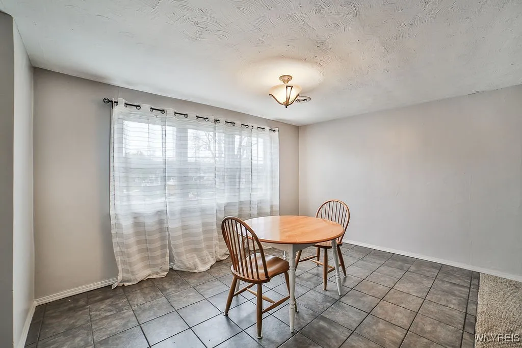 3648 South Park Avenue, Hamburg, New York 14219, Hamburg, New York 14219, 4 Bedrooms Bedrooms, ,2 BathroomsBathrooms,Residential,For Sale,3648 South Park Avenue, Hamburg, New York 14219,0,B1607765