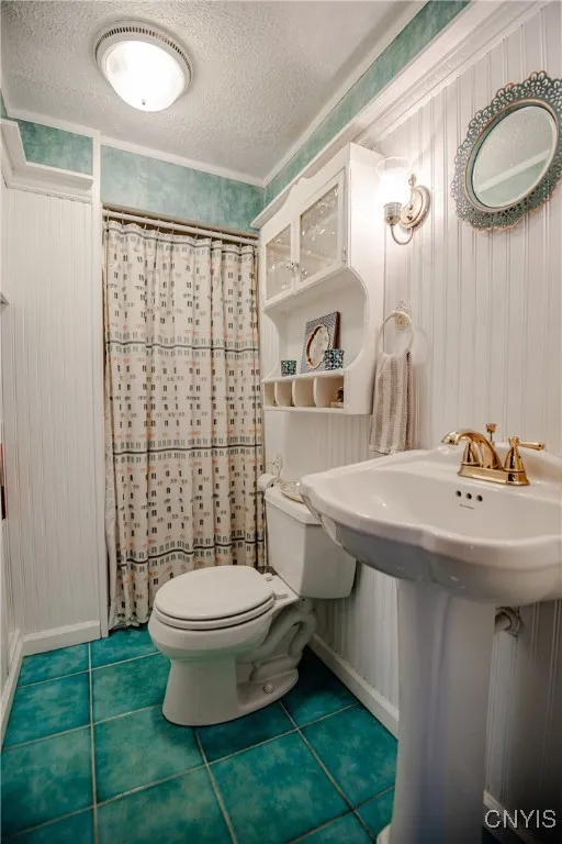 18 Avery Place, Utica, New York 13502, Utica, New York 13502, 4 Bedrooms Bedrooms, 11 Rooms Rooms,2 BathroomsBathrooms,Residential,Closed,18 Avery Place, Utica, New York 13502,0,S1607459