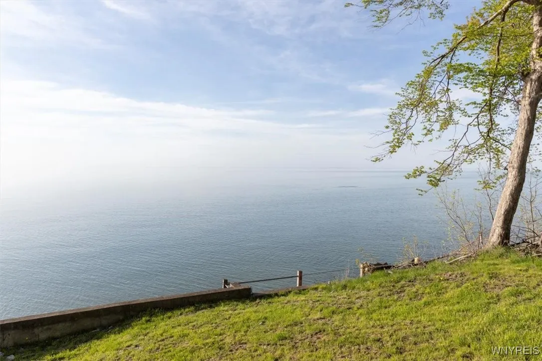 9910 & 9912 Shorecliff Road, Evans, New York 1, Evans, New York 14006, 5 Bedrooms Bedrooms, 10 Rooms Rooms,3 BathroomsBathrooms,Residential,Closed,9910 & 9912 Shorecliff Road, Evans, New York 1,0,B1605499