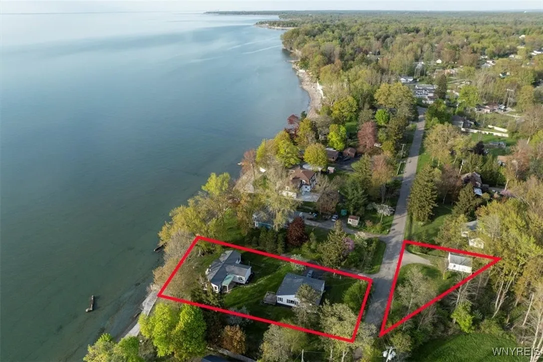 9910 & 9912 Shorecliff Road, Evans, New York 1, Evans, New York 14006, 5 Bedrooms Bedrooms, 10 Rooms Rooms,3 BathroomsBathrooms,Residential,Closed,9910 & 9912 Shorecliff Road, Evans, New York 1,0,B1605499