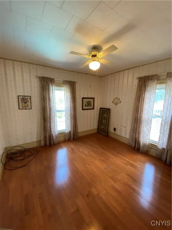 533 Mundy Street, Watertown-city, New York 13601, Watertown City, New York 13601, 9 Bedrooms Bedrooms, ,3 BathroomsBathrooms,Residential,For Sale,533 Mundy Street, Watertown-city, New York 13601,0,S1607803
