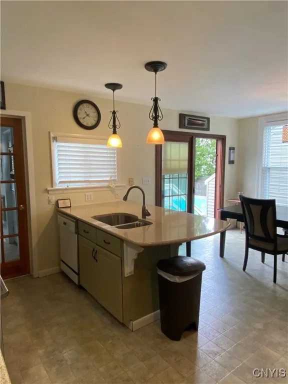 533 Mundy Street, Watertown-city, New York 13601, Watertown City, New York 13601, 9 Bedrooms Bedrooms, ,3 BathroomsBathrooms,Residential,For Sale,533 Mundy Street, Watertown-city, New York 13601,0,S1607803