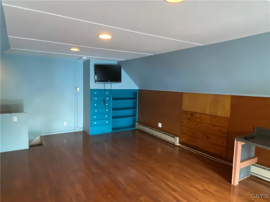 533 Mundy Street, Watertown-city, New York 13601, Watertown City, New York 13601, 9 Bedrooms Bedrooms, ,3 BathroomsBathrooms,Residential,For Sale,533 Mundy Street, Watertown-city, New York 13601,0,S1607803
