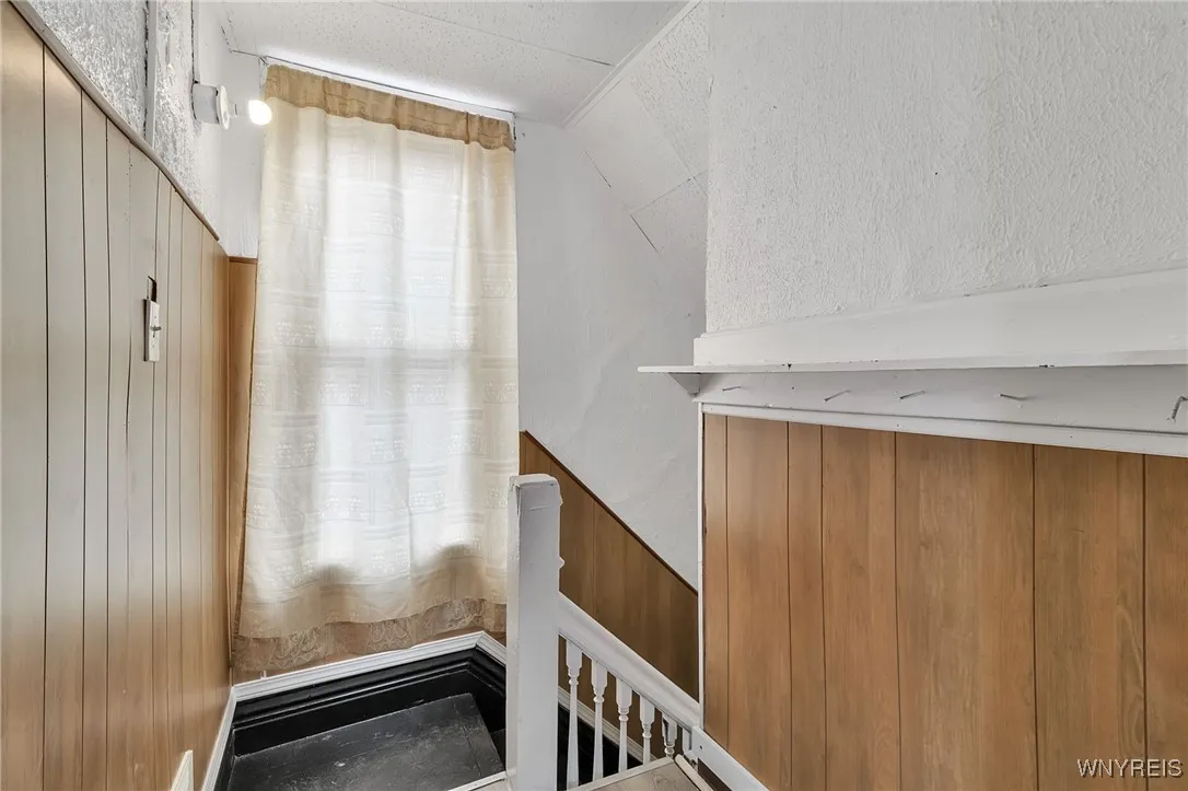 317 Plymouth Avenue, Buffalo, New York 14213, Buffalo, New York 14213, 7 Bedrooms Bedrooms, ,2 BathroomsBathrooms,Residential,Closed,317 Plymouth Avenue, Buffalo, New York 14213,0,B1606897