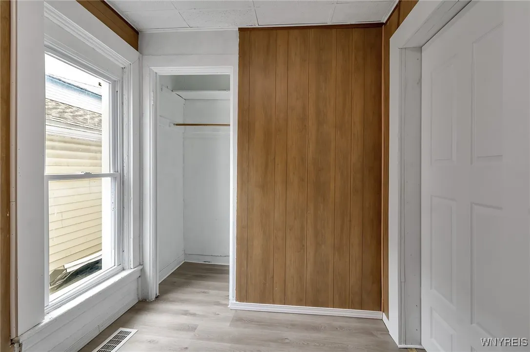 317 Plymouth Avenue, Buffalo, New York 14213, Buffalo, New York 14213, 7 Bedrooms Bedrooms, ,2 BathroomsBathrooms,Residential,Closed,317 Plymouth Avenue, Buffalo, New York 14213,0,B1606897