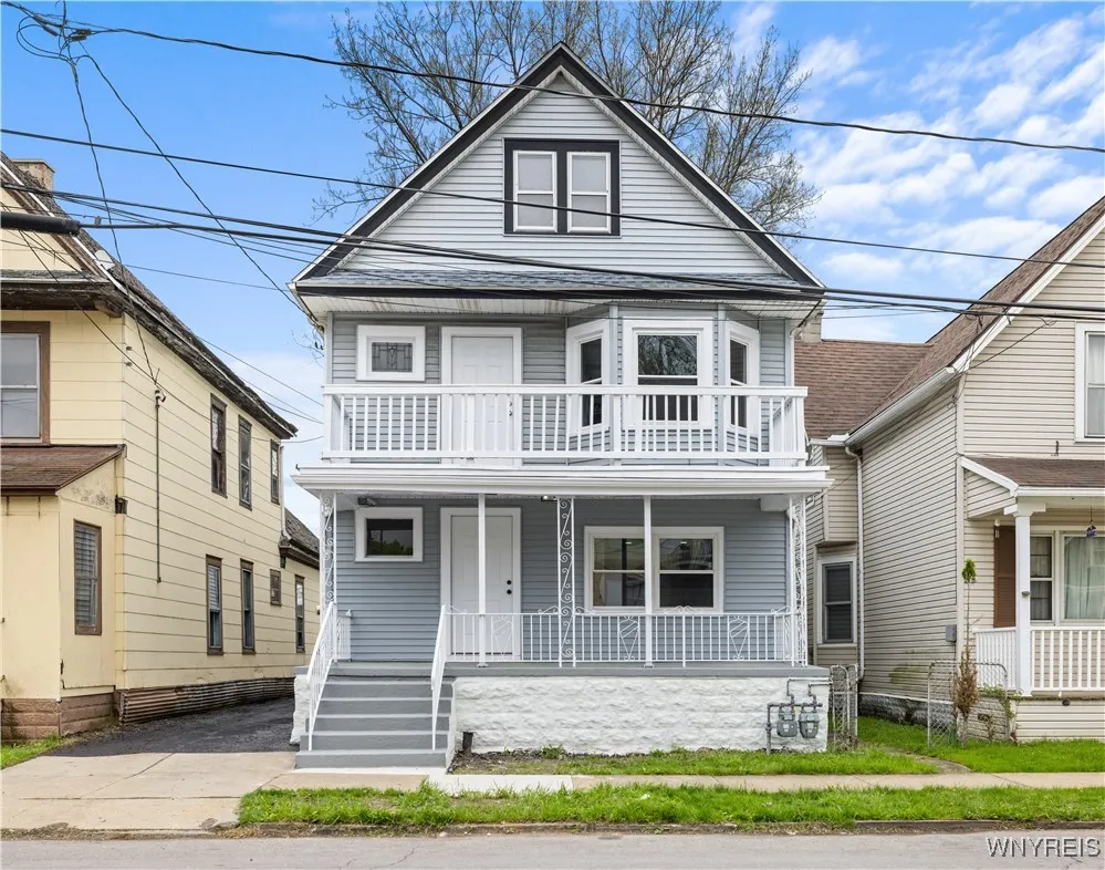 23 Pembina Street, Buffalo, New York 14220, Buffalo, New York 14220, 6 Bedrooms Bedrooms, ,2 BathroomsBathrooms,Residential,Closed,23 Pembina Street, Buffalo, New York 14220,0,B1604171