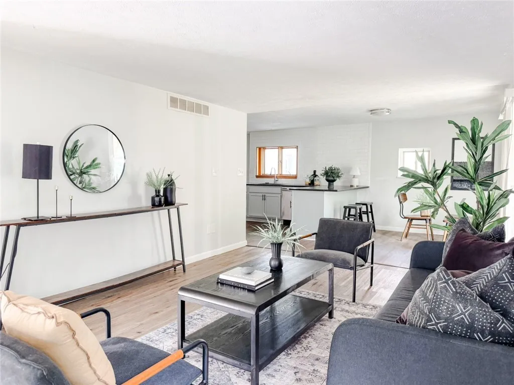 3 Edyth Street, Pittsford, New York 14445, Pittsford, New York 14445, 4 Bedrooms Bedrooms, 7 Rooms Rooms,2 BathroomsBathrooms,Residential,Closed,3 Edyth Street, Pittsford, New York 14445,0,R1607687