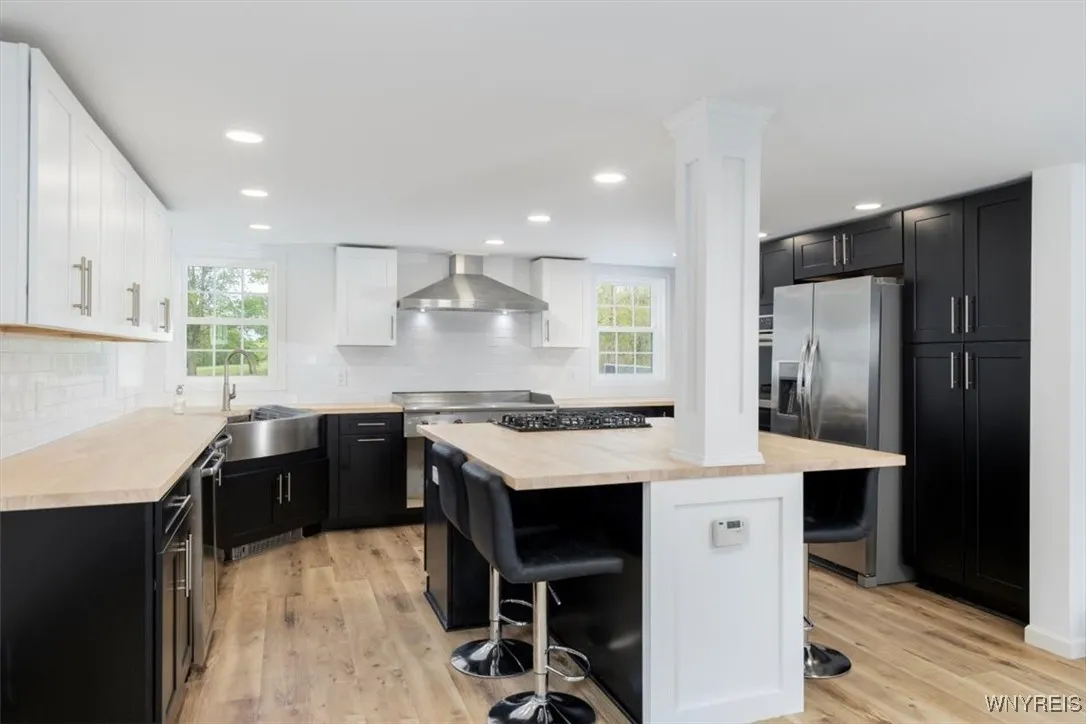 brand new spacious kitchen