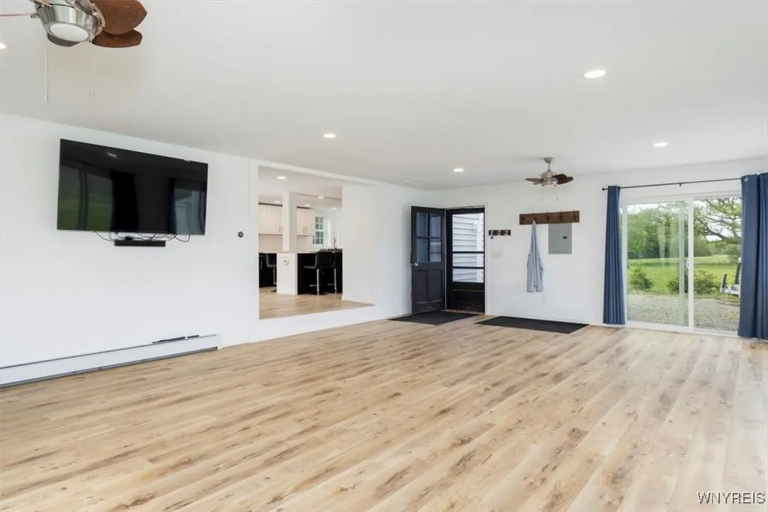 6028 Smith Road, Hamburg, New York 14075, Hamburg, New York 14075, 3 Bedrooms Bedrooms, 6 Rooms Rooms,1 BathroomBathrooms,Residential,Closed,6028 Smith Road, Hamburg, New York 14075,0,B1607373